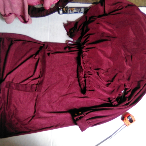 two piece skirt/blouse - Picture 9 of 15